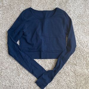 Lululemon cropped long sleeve with built in bra